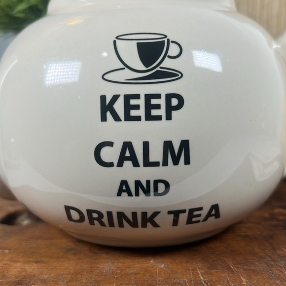 Tea Pot Keep Calm & Drink Tea 5 Cup Capacity Tea Serving Pot Hot Drink Server - Picture 5 of 15